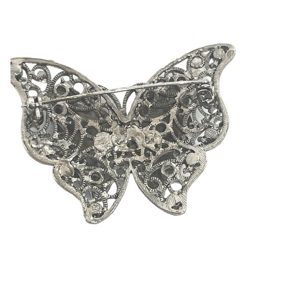 Vintage Fashion Butterfly Brooch Crystal Rhinestones Blue Aqua Teal Silver Tone - Picture 12 of 17